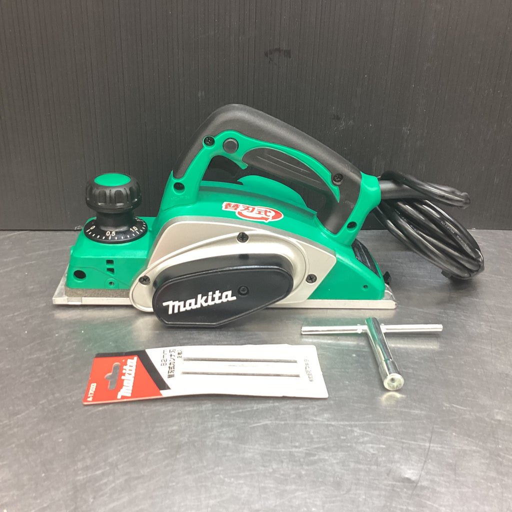 ○マキタ(makita) 電動カンナ M194 【東大和店】 – アクトツール