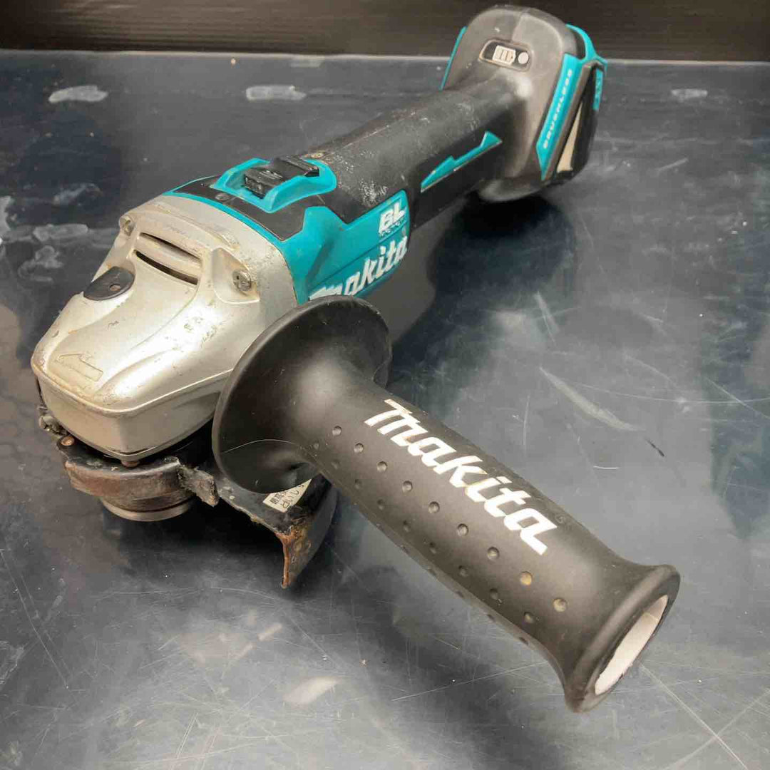 ★マキタ(makita) 125mmコードレスディスクグラインダー GA504DRGXN【川越店】