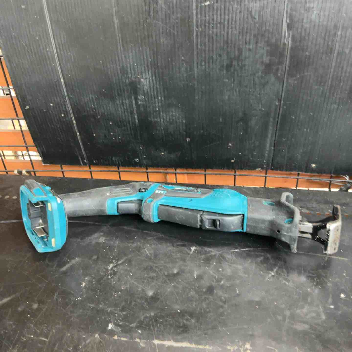☆マキタ(makita) コードレスレシプロソー JR184DZ【草加店】 – アクト