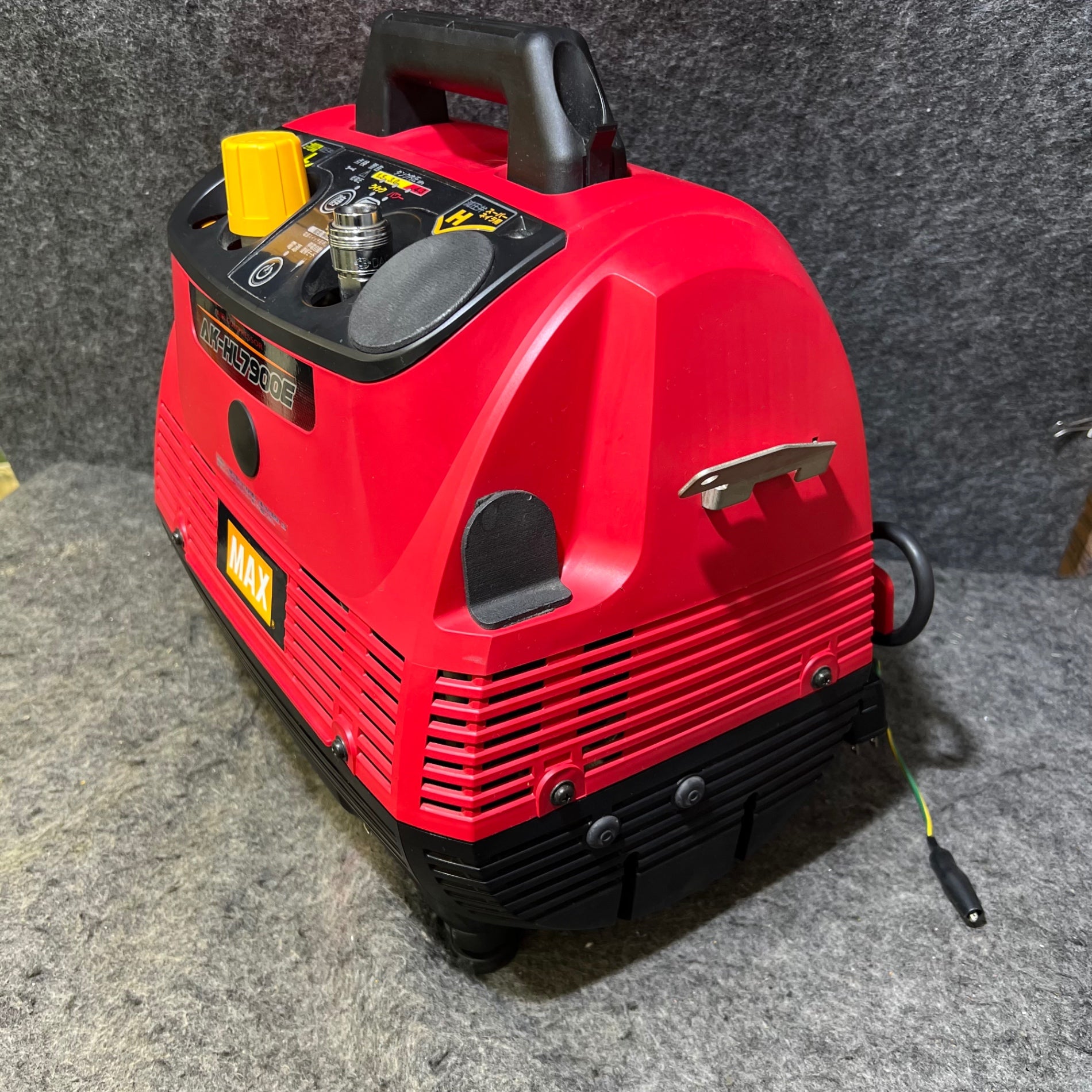 説明必読※☆マックス(MAX) エアコンプレッサー AK-HL7900E【桶川
