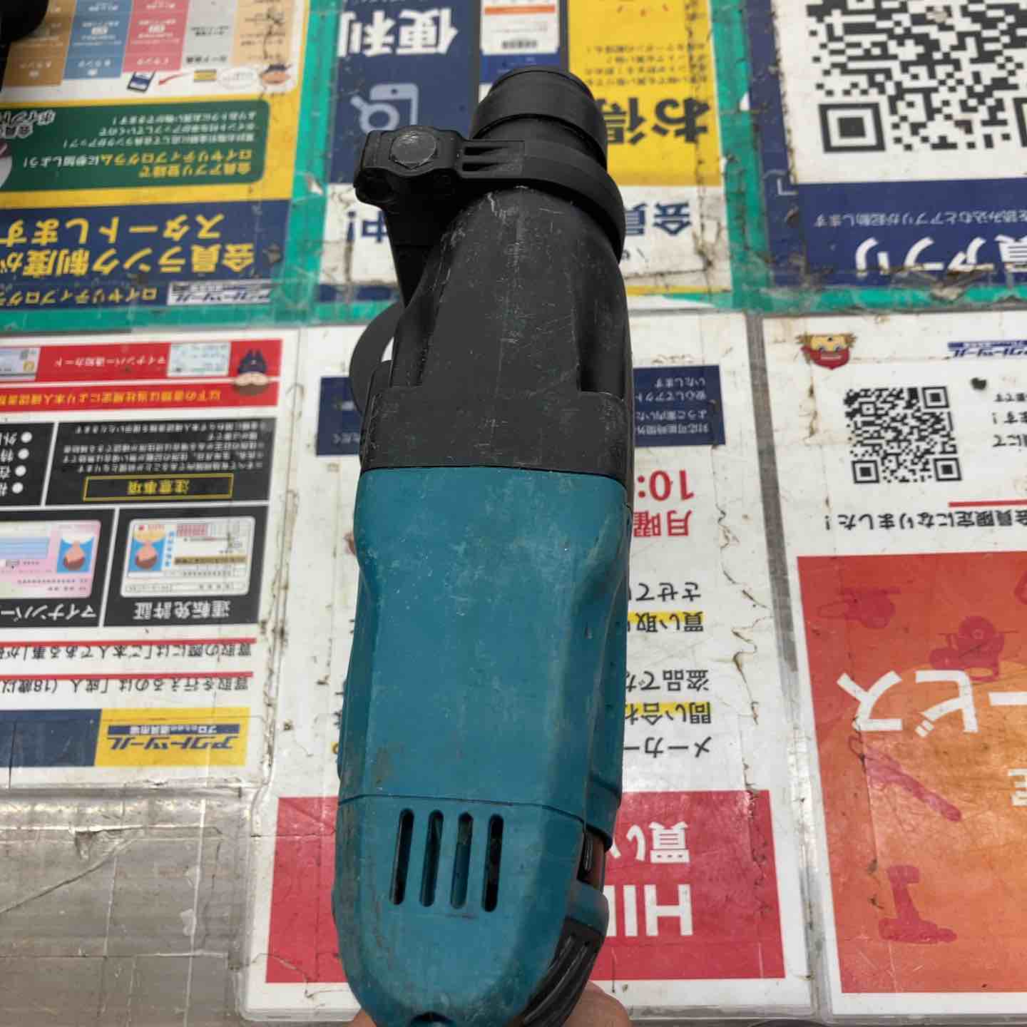 ☆マキタ(makita) ハンマドリル HR1830F 本体のみ【戸田店】 – アクト