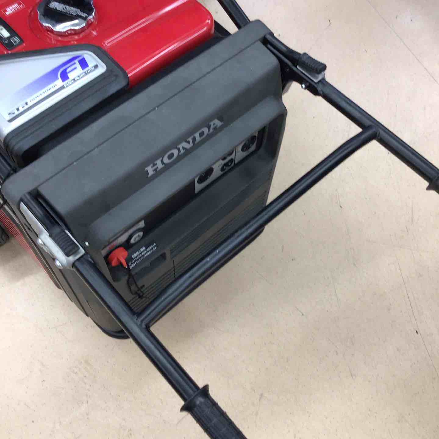 店頭受取り限定】 ホンダ(HONDA) インバーター発電機 EU55is 【東大和