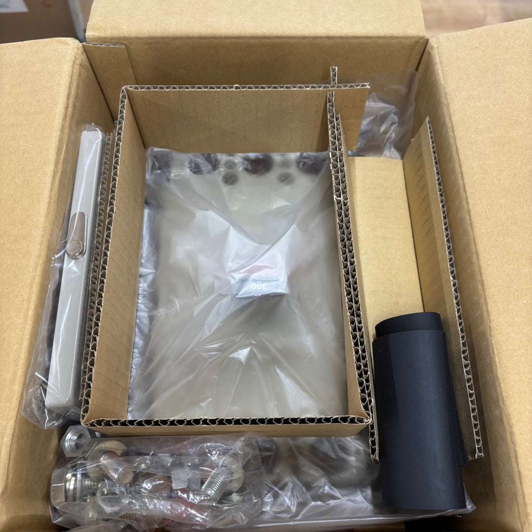 【未使用品】三菱電機 ノーヒューズブレーカー NF400-SW 3P 300A【電材館越谷店】