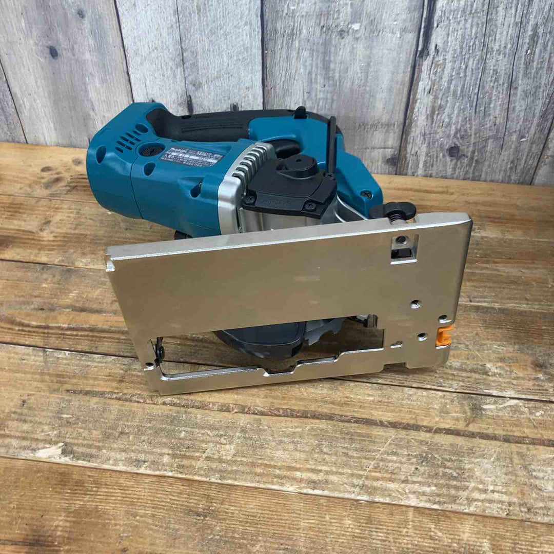 【中古美品】 マキタ(makita) 14.4V 125mm コードレス防じん丸のこ KS521DRF フルセット品 【東大和店】