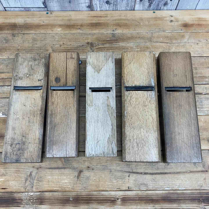 【中古品】 利休、近房、儀助、本忠正、左近、鉋5個セット 鉋 かんな カンナ 和工具 大工道具 鑿 のみ 鋸 のこ 【東大和店】