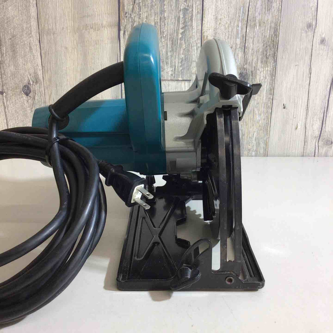◇マキタ(makita) 7型丸ノコ 5807BA【戸田店】
