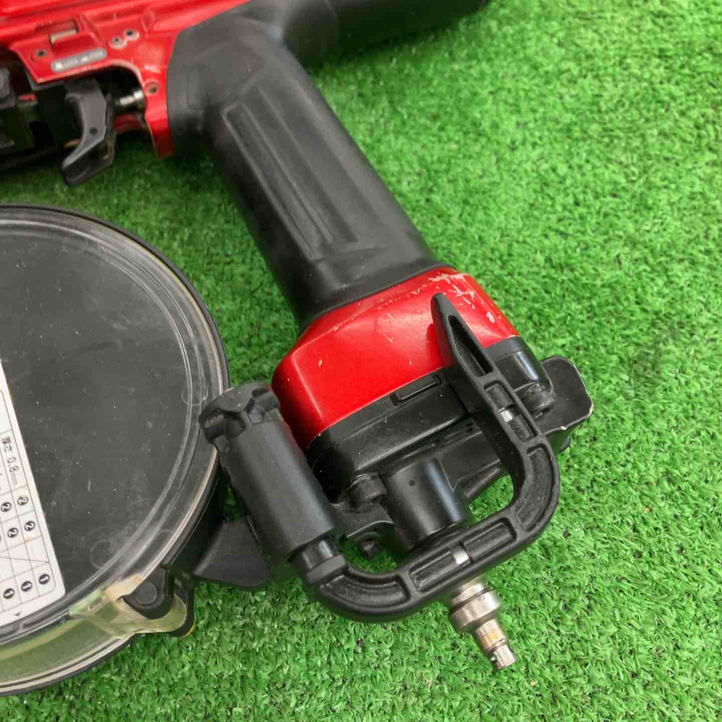 中古品】 マキタ/makita 高圧エアネジ打ち機・AR411HR 【桶川店