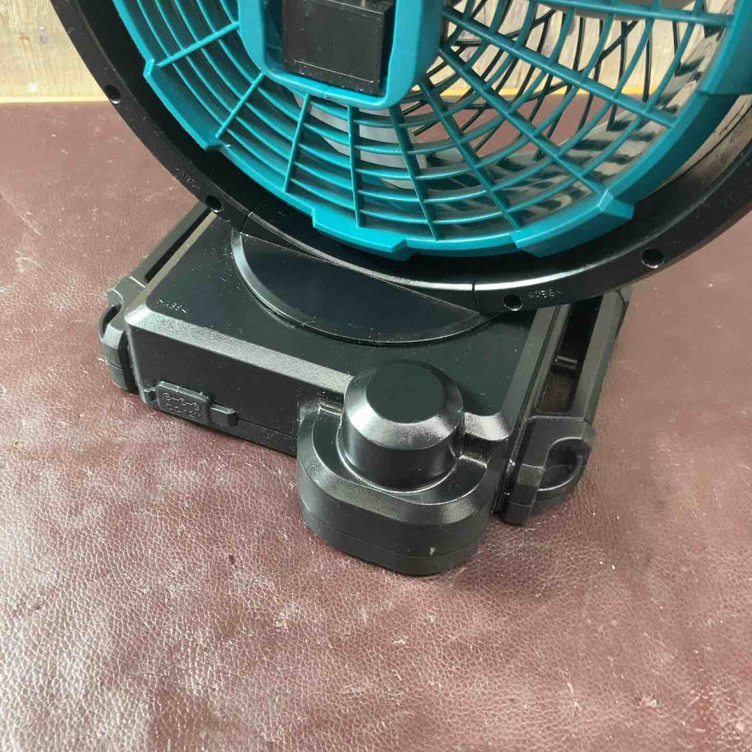 【中古品】◇マキタ(makita) コードレスファン(本体のみ) CF101DZ【東大和店】