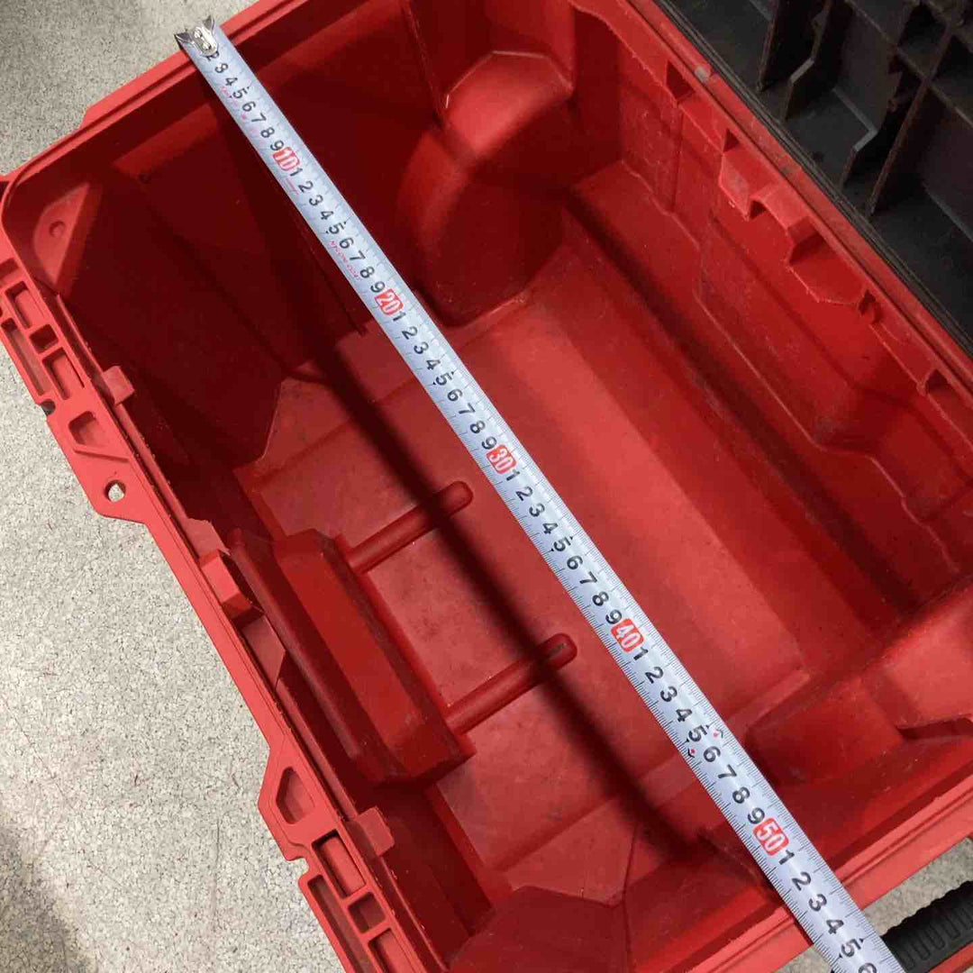 【店頭受取り限定】Milwaukee ミルウォーキー PACKOUT キャリー式ツールボックス 48-22-8426(おそらく)【八潮店】