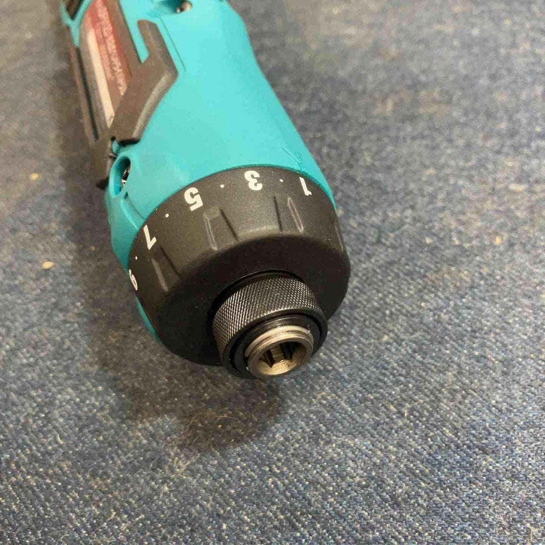 ★マキタ(makita) コードレスドリルドライバー DF012DSHX【八潮店】