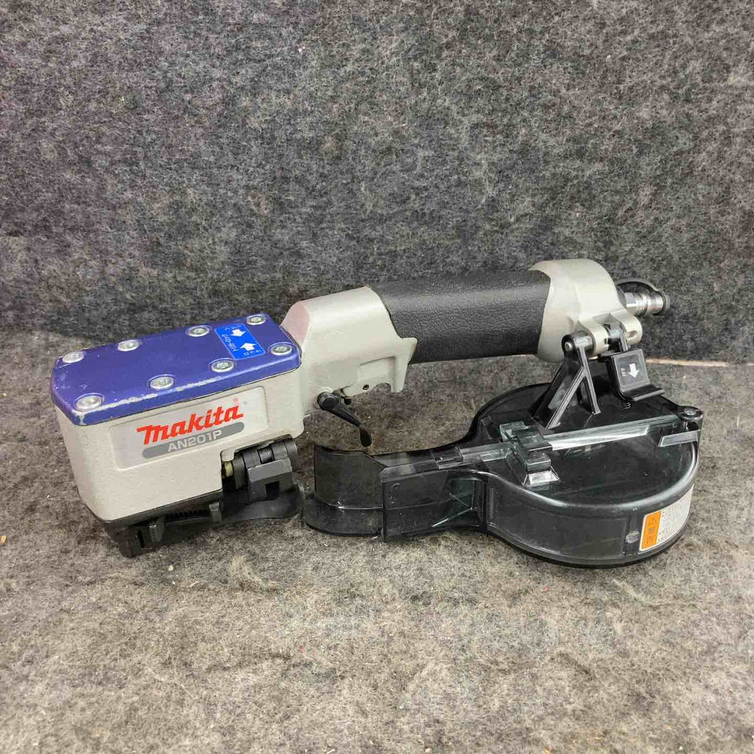 ◇マキタ(makita) 常圧和風天井用エア釘打ち AN201P【鴻巣店】