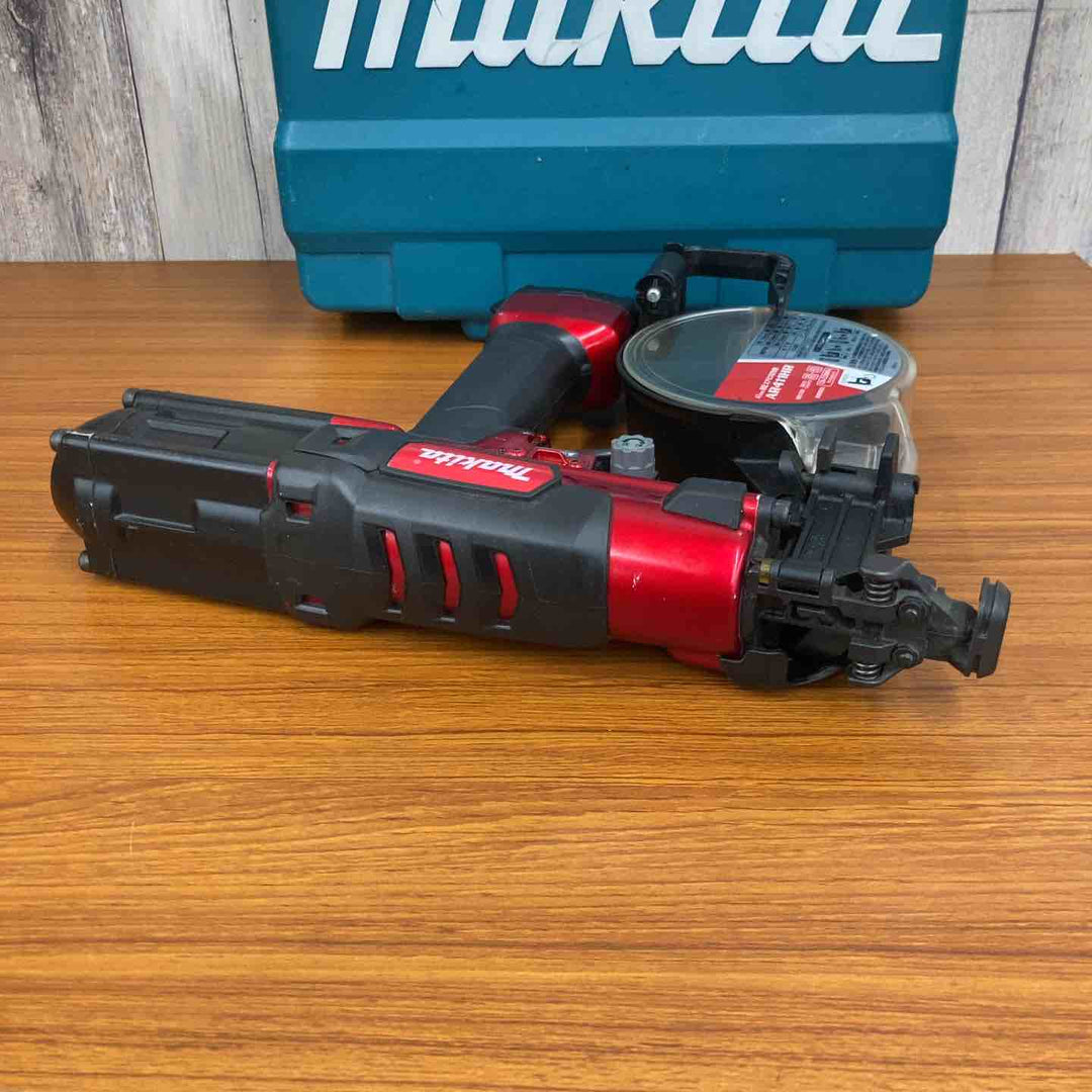 ★マキタ(makita) 高圧エアネジ打ち機 AR411HR【八潮店】