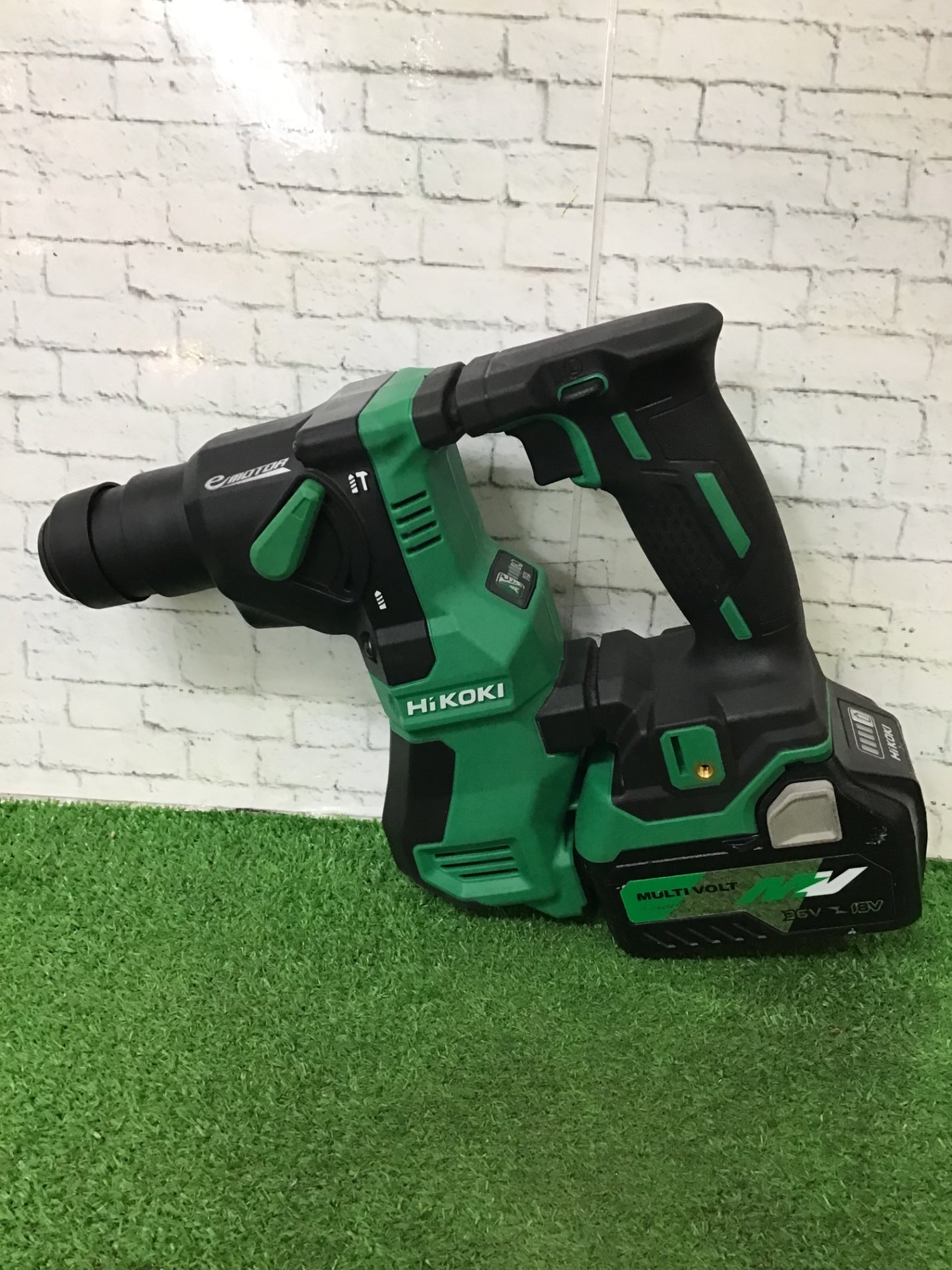 HiKOKI ハイコーキ DH18DPA ハンマドリル 中古品 本体のみ 18V コンクリート18mm 鉄工13mm 【ハンズクラフト宜野湾店】 HiKOKI ハイコーキ DH18DPA ハンマドリル 中古品 本体のみ 18V