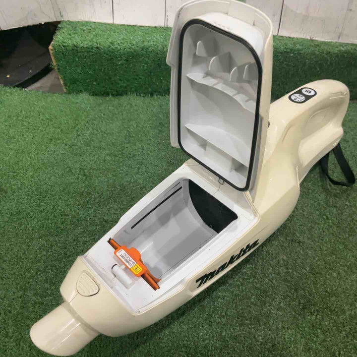 ☆マキタ(makita) コードレスクリーナー CL107FDSHW 10.8V 動作確認済【川口店】