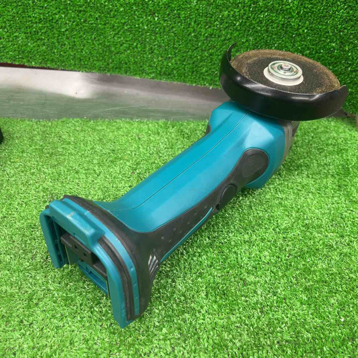 ☆マキタ(makita) 100mmコードレスディスクグラインダー GA400DZ 14.4V3.0Ahバッテリー専用【桶川店】