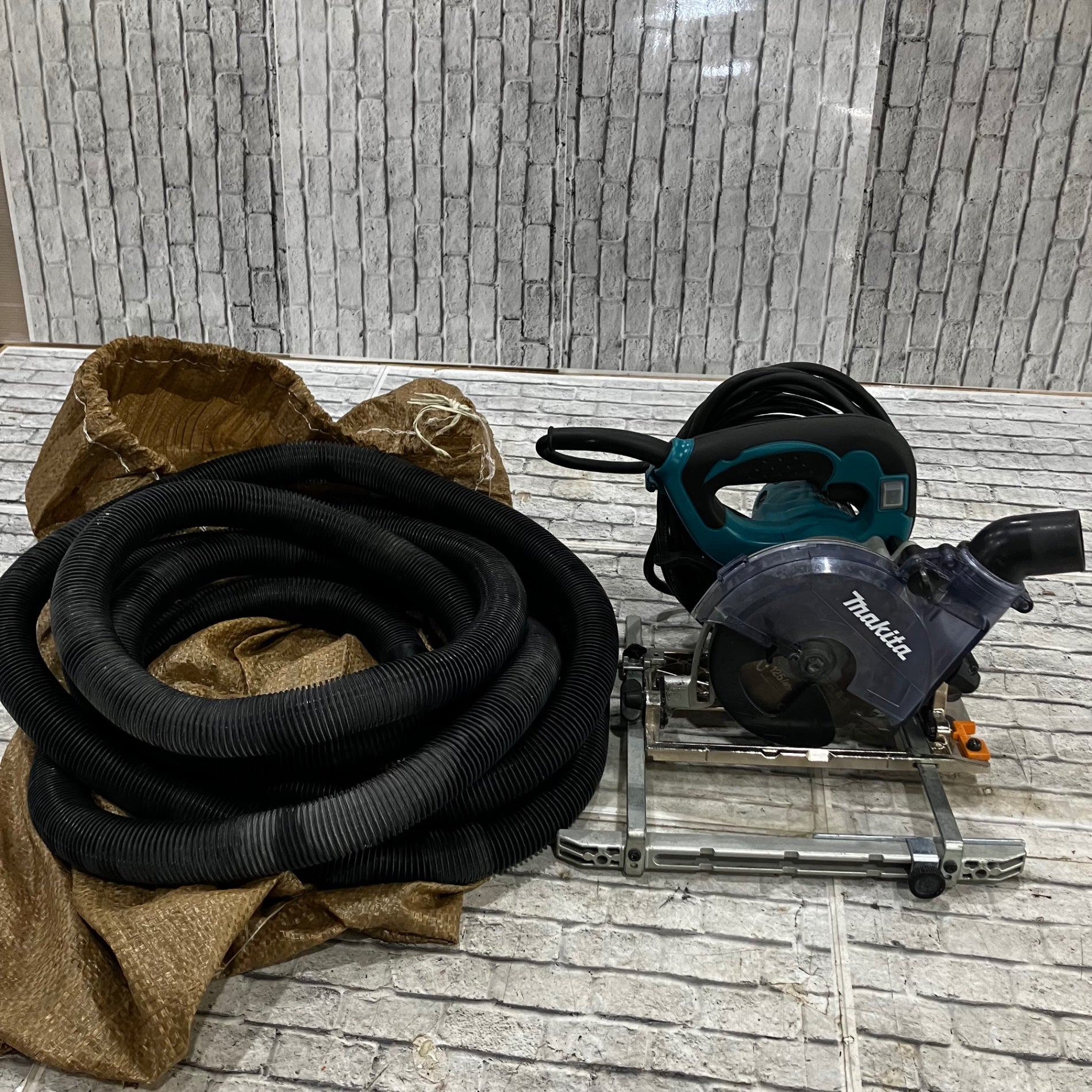 ☆マキタ(makita) 防じん丸のこ KS5000FX【川口店】 – アクトツール