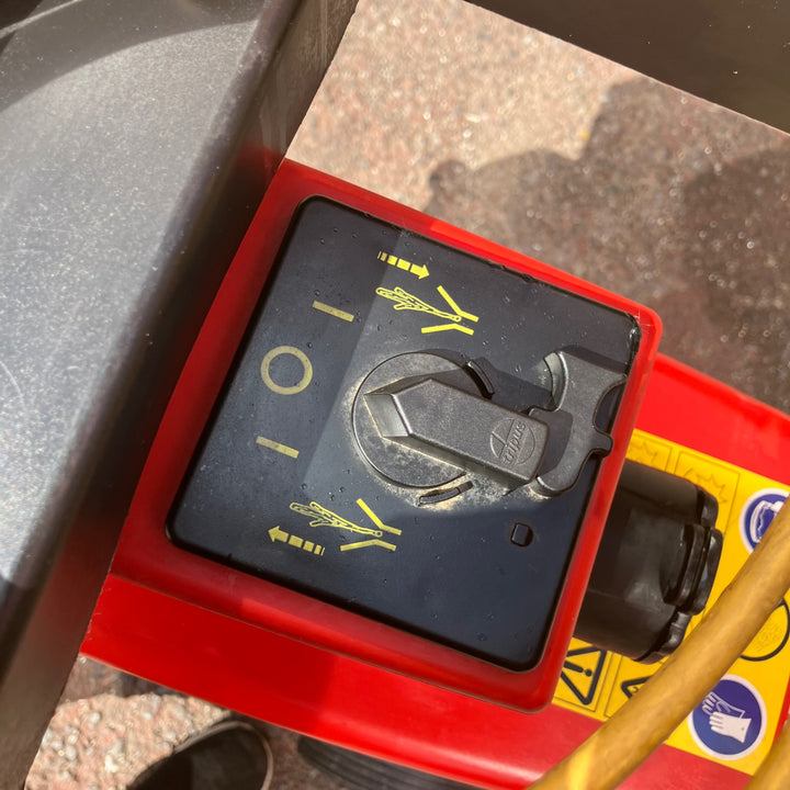 【店頭受取り限定】キンボシ Golden Star ガーデンシュレッダー MLQ-1500【越谷店】
