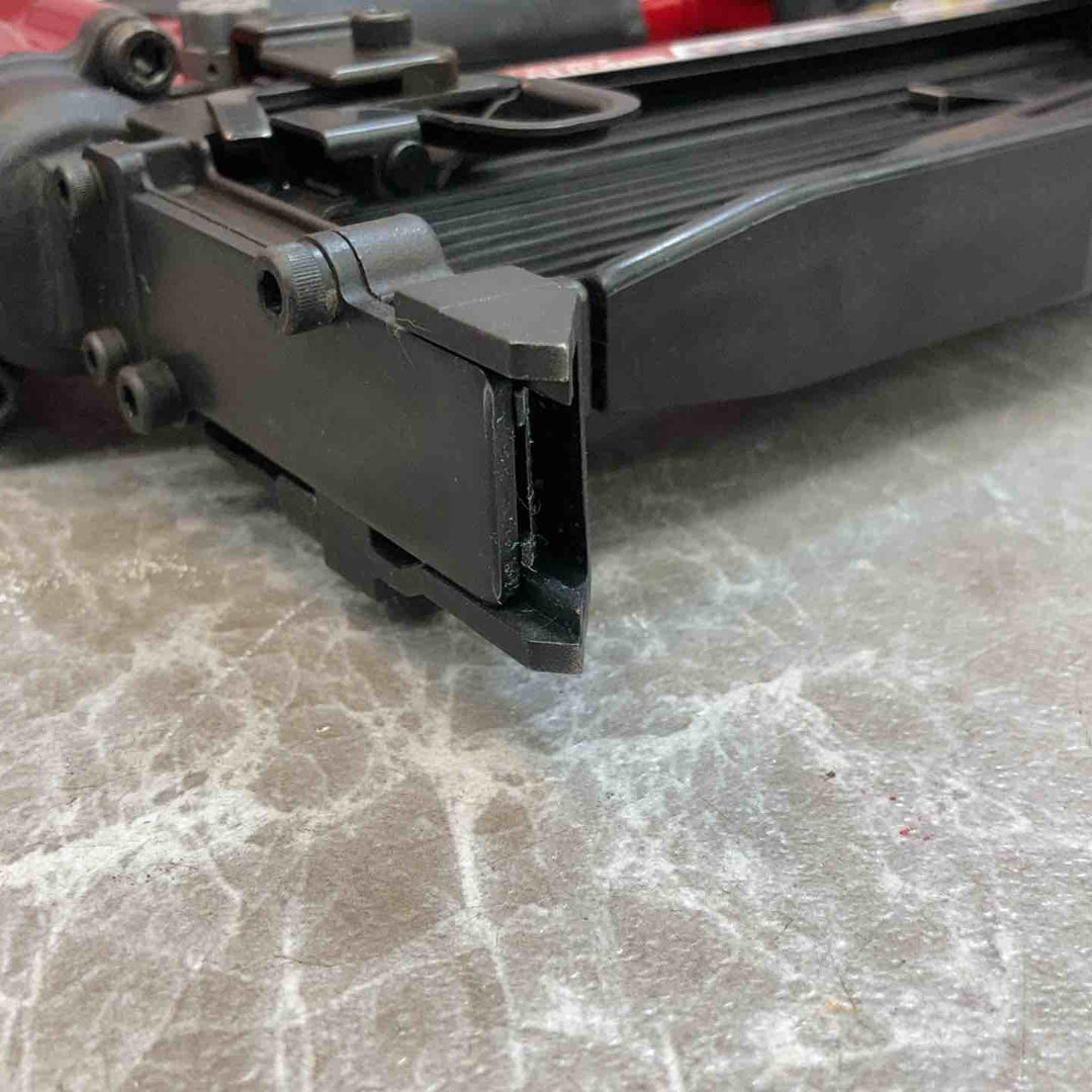 【中古品】★マキタ(makita) 高圧フロアタッカ AT1150HA【八潮店】