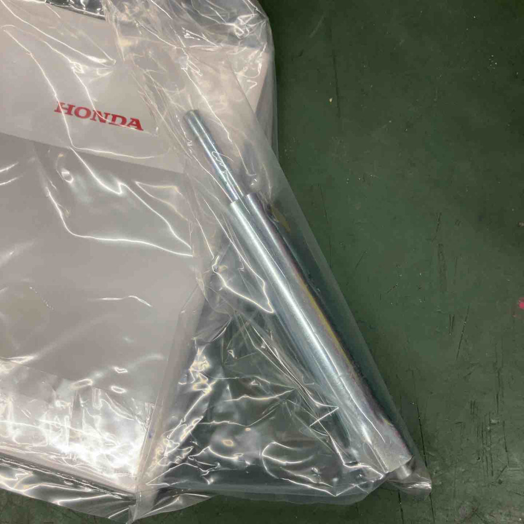 ★ホンダ(HONDA) インバーター発電機 EU18iメーカー保証書欠品【戸田店】