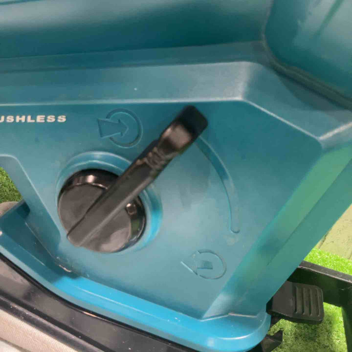 ★マキタ(makita) コードレスブロワ集じん機 MUB187DZ 動作確認済【川口店】