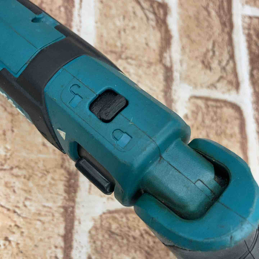 ★マキタ(makita) コードレスペンインパクトドライバー TD022DSHX【所沢店】