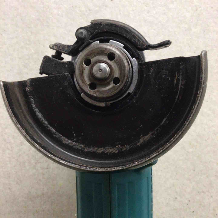 ☆マキタ(makita) 100mmコードレスディスクグラインダ GA404DZN (GA404DN)【町田店】