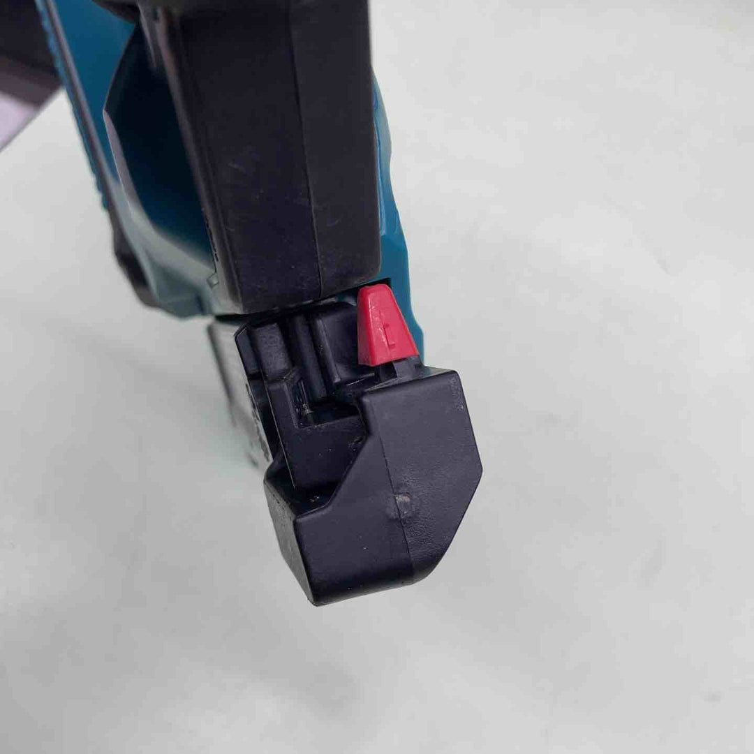 ★マキタ(makita) コードレスピンネイラ PT353DZ【草加店】