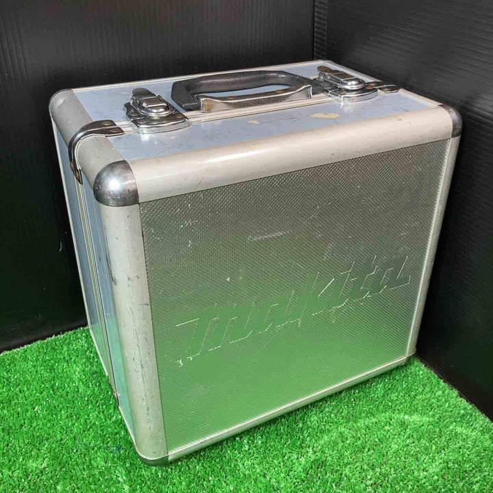 ☆マキタ(makita) コードレスインパクトドライバ TD090DWXW ライト付き【岩槻店】
