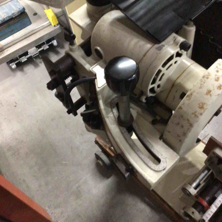 【店頭受取り限定】マキタ/makita  小型アリカマホゾキリ 5500T  100V タイプ1994年製 補助ローラー付き【川口店】