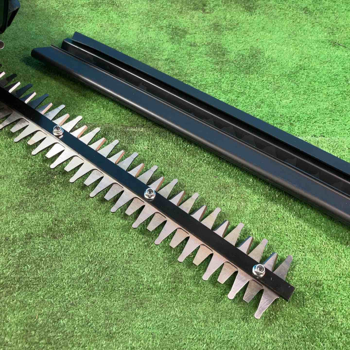 【美品】タナカ(Tanaka) エンジンヘッジトリマー TCH22EAP【岩槻店】