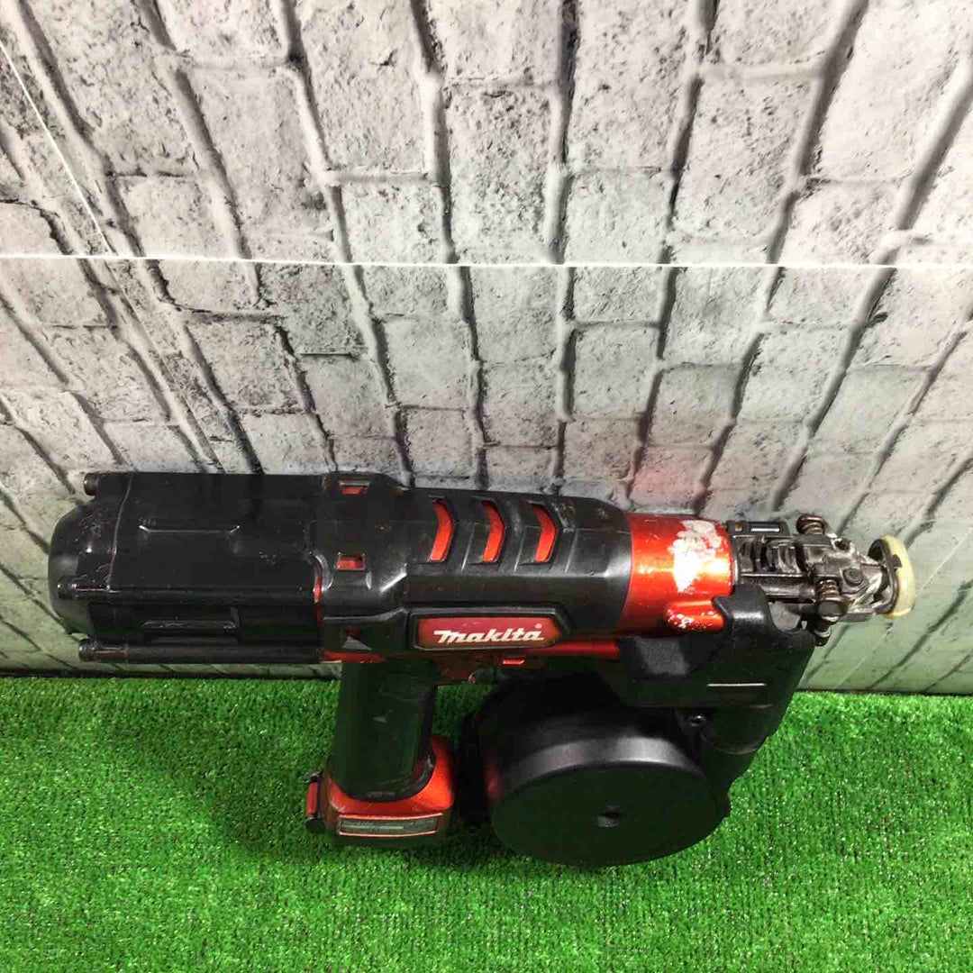 ★マキタ(makita) 高圧エアネジ打ち機 AR411HR【川口店】