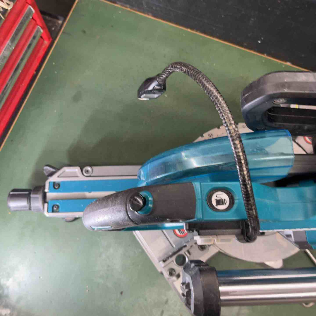 ★マキタ(makita)  40Vmax190mmコードレススライドマルノコ LS008GZ 本体のみ レーザー薄い【戸田店】
