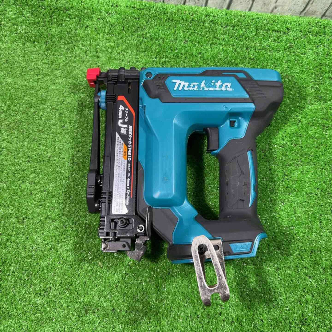 ★マキタ(makita) コードレスタッカー 18V ST421DZK【川口店】