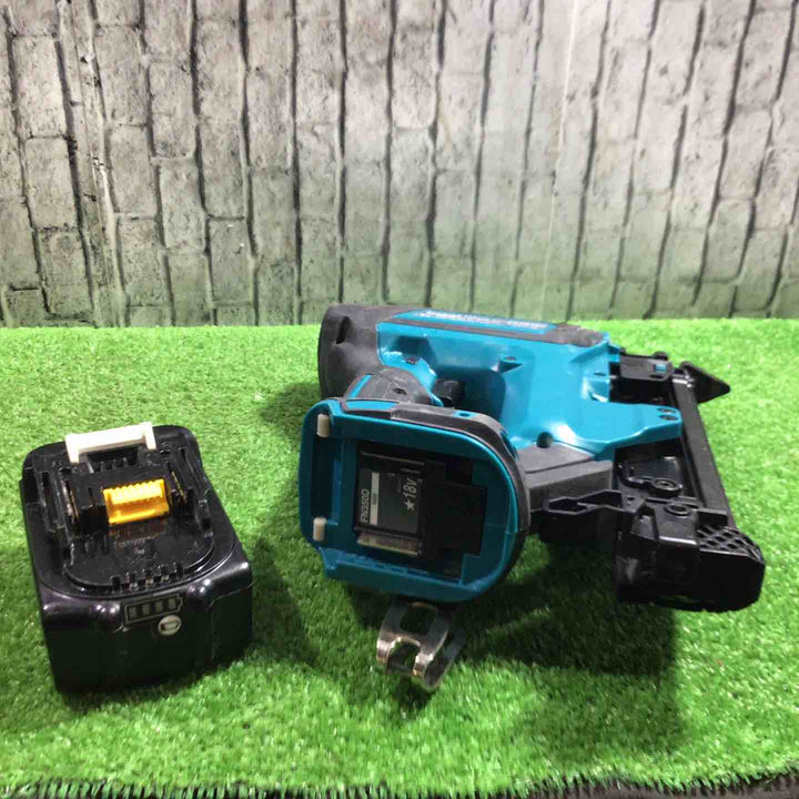 ★マキタ(makita) コードレスフィニッシュネイラ FN350DRG 18V 動作確認済み【川口店】