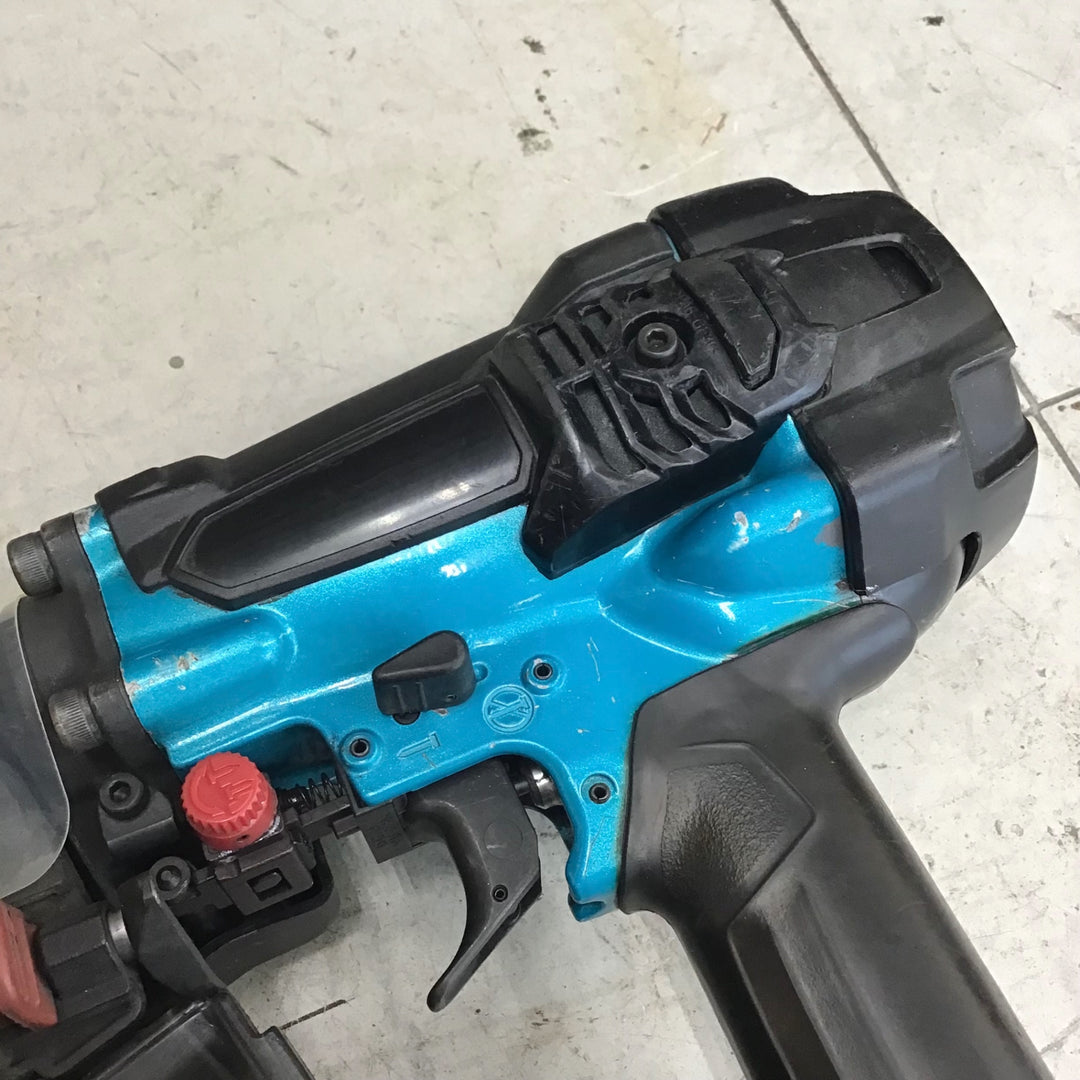 【中古品】 マキタ/makita 高圧エア釘打ち機・AN635HM 【鴻巣店】