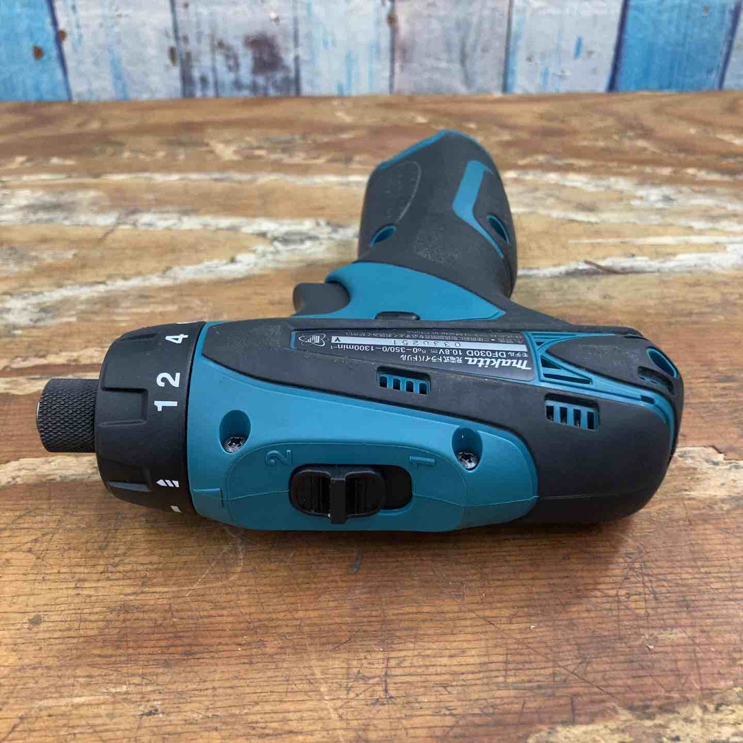 ☆マキタ(makita) コードレスドリルドライバー DF030DZ【柏店】