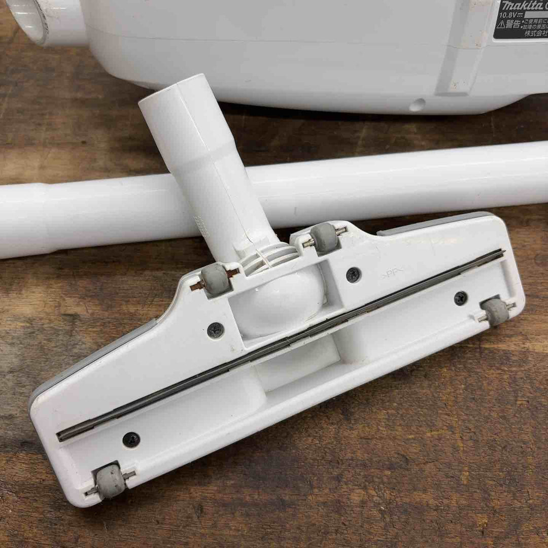 ☆マキタ(makita) コードレスクリーナー CL107FDSHW【八潮店】