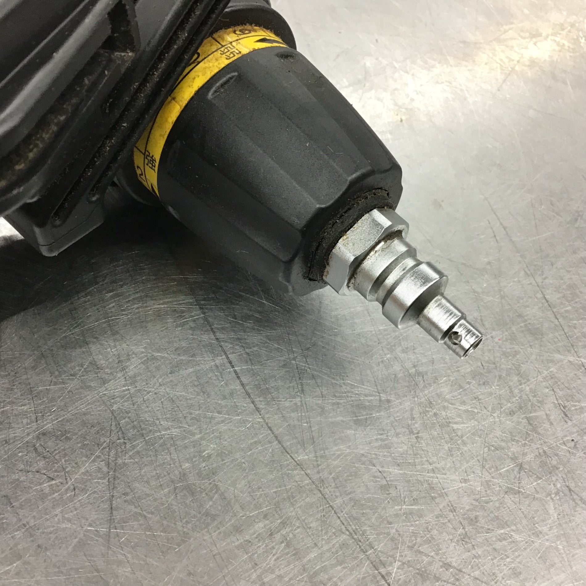 日立工機 HITACHI ヒタチ NT50HMF 高圧フロア用釘打機 ブラッドネイラ【野田愛宕店】【店頭取引限定】【中古】ITNR0MGJTXSY 高圧フロア用釘打機：NT50HMF