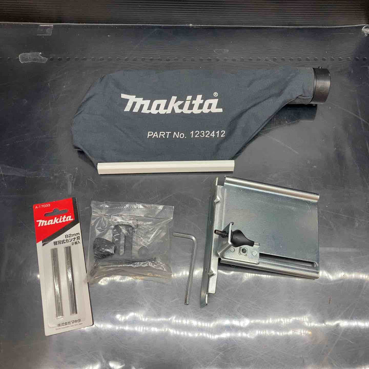 ★マキタ(makita) 82mmコードレスカンナ KP181DZ【川越店】