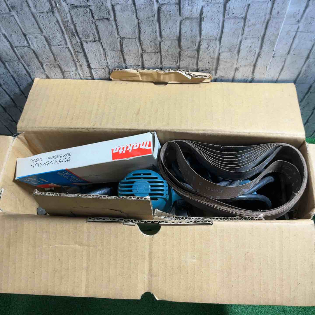 ☆マキタ(makita) ベルトサンダ 9031 動作確認済【川口店】