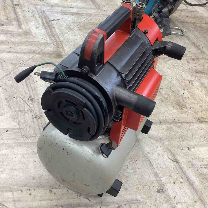 ◇マックス(MAX) 常圧エアコンプレッサ AK-715P3[5] (715PIII) 充填時間:1分50秒 保証なし【越谷店】