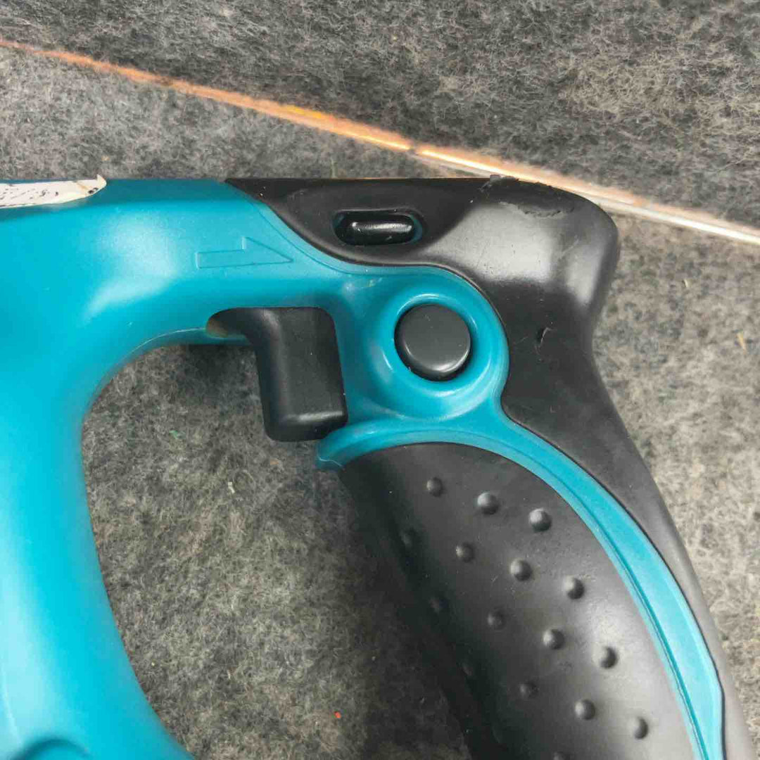 ☆マキタ(makita) オートパックスクリュードライバー 6841R【鴻巣店】