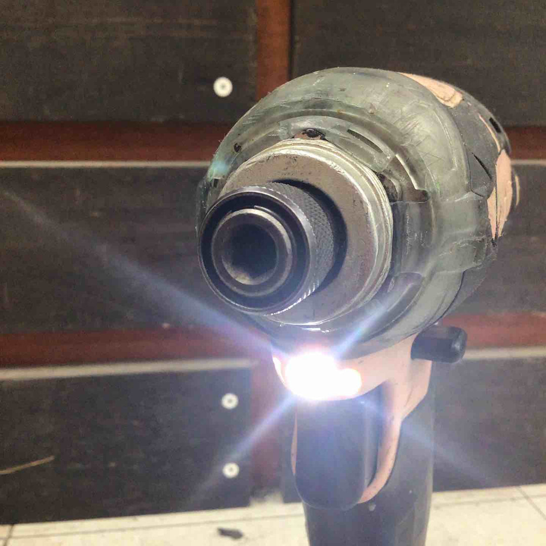 【現状品】 マキタ/makita コードレスインパクトドライバー TD137DRTXP 【鴻巣店】