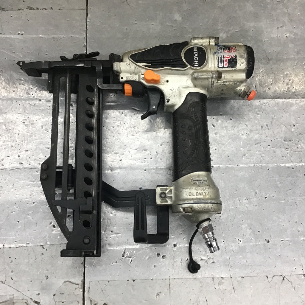 ☆ハイコーキ(HIKOKI ※旧:日立工機) 常圧フロアタッカ N5004MF【所沢店