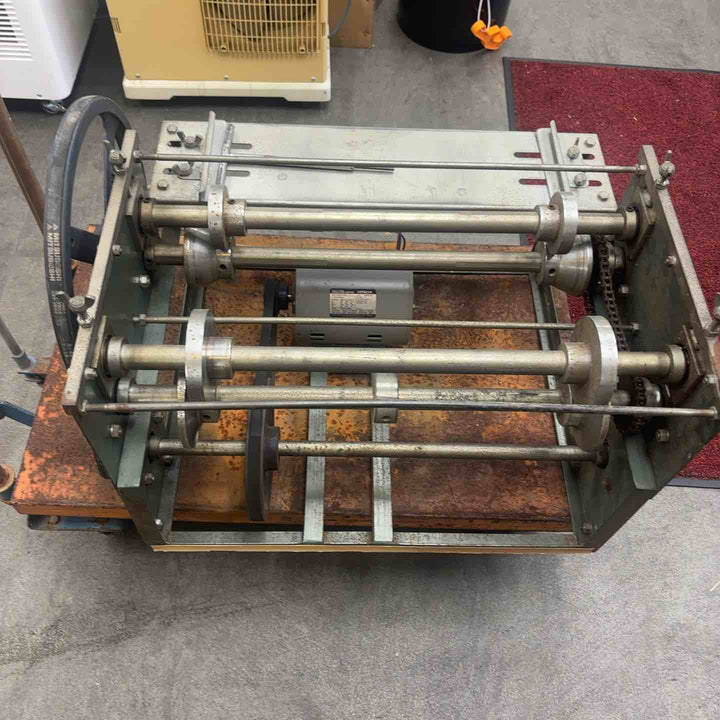 【店頭受取り限定】◇メーカー不明 型番不明 トタン加工機 電動式瓦棒成型機【川崎店】