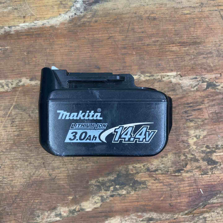☆マキタ(makita) 14.4V 4mm J線 コードレスタッカ ST420DRF【柏店】