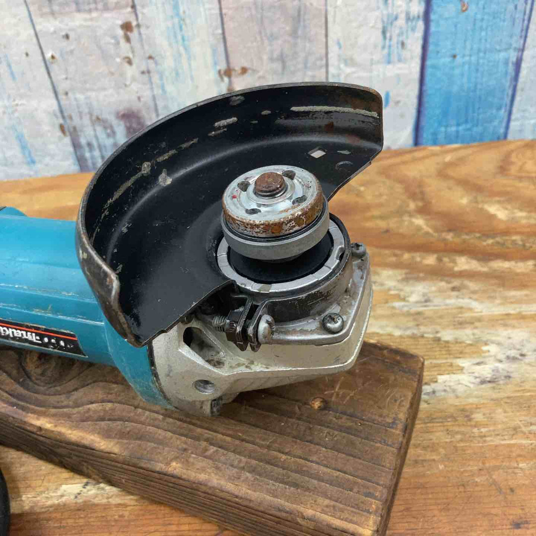 ☆マキタ(makita) ディスクグラインダ 低速高トルク ブレーキ付 100mm 9533BLA【柏店】
