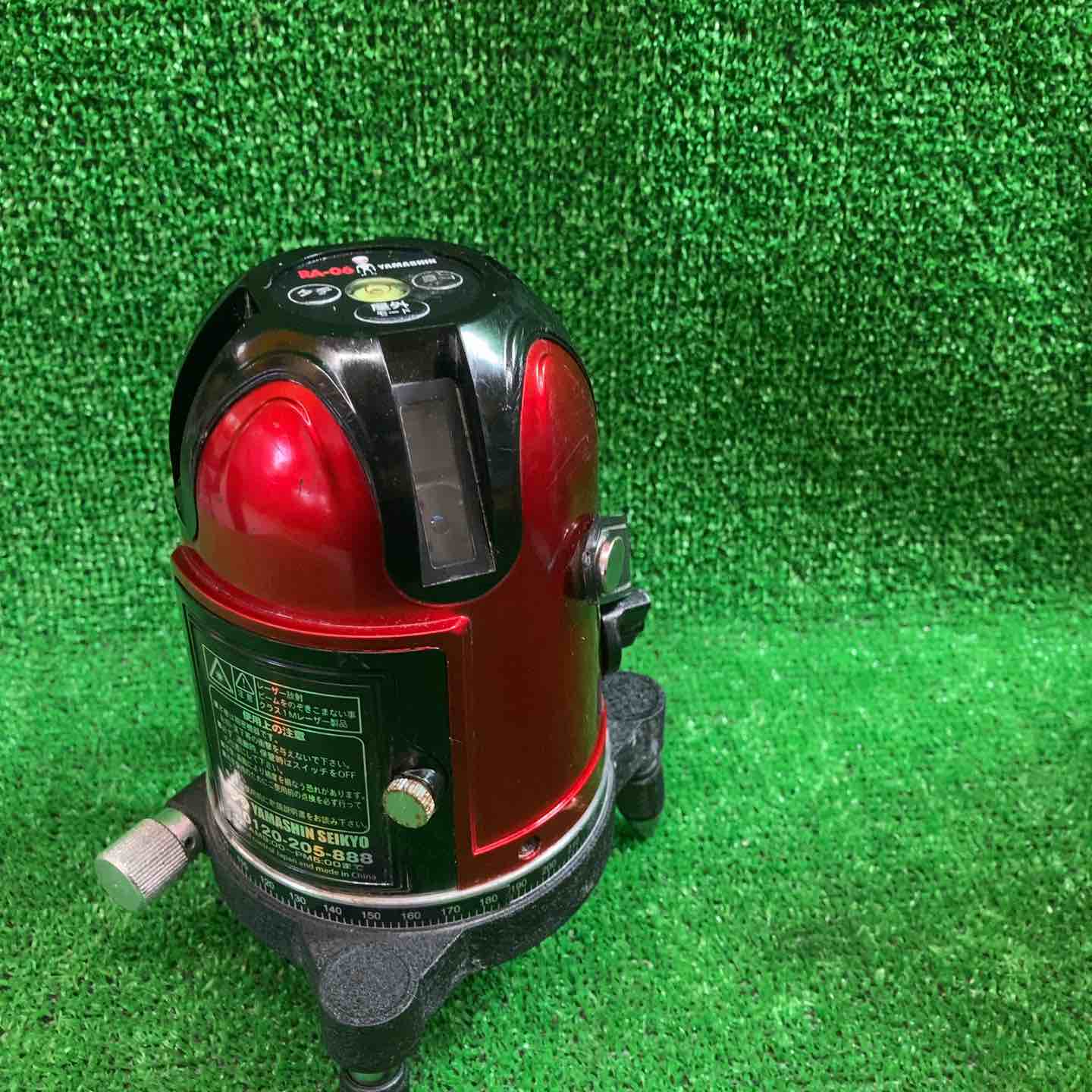 山真製鋸(YAMASHIN) レッドエイリアン レーザー墨出し機 RA-06