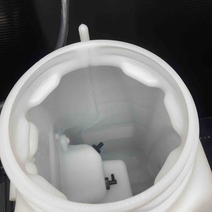 マキタ 充電式噴霧器 本体のみ 18V 15L MUS154DZ【川越店】