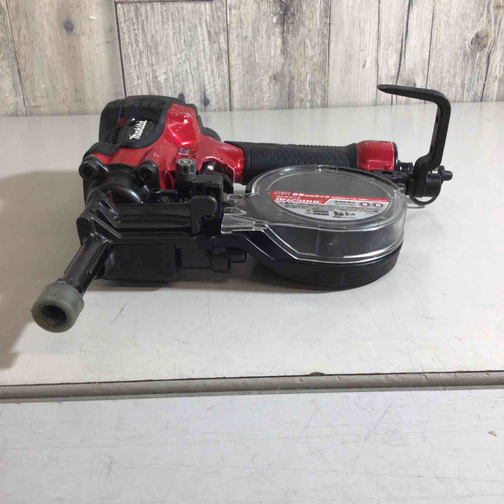 ★マキタ(makita) 高圧エア釘打ち機 AN250HC【戸田店】
